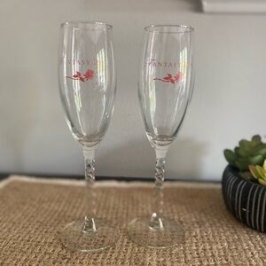 SET OF 2 TALL VINTAGE FANTASY INN FLUTE CHAMPAGNE GLASSES ROSE PRINT